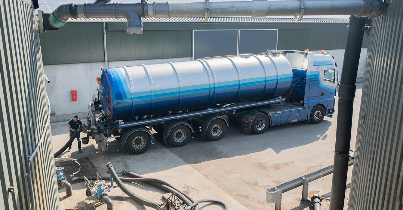 Vrachtwagen Lost Organische Restproducten Peters Biogas Luttelgeest